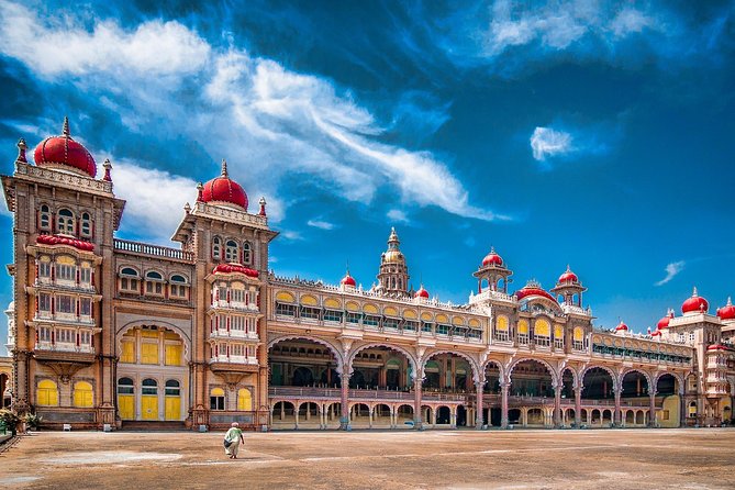 Mysore Royal Palace & Kabini Jungle Wildlife Safari - slide 3