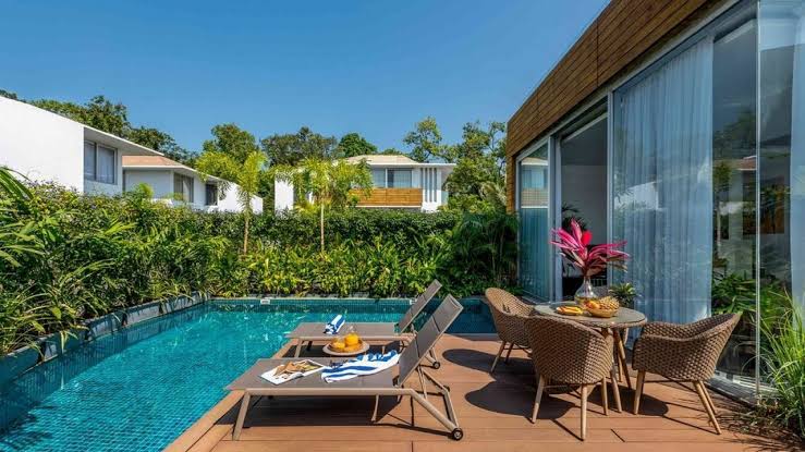 Goa Ultra-Luxury Private Pool Villa & Yachting Sojourn