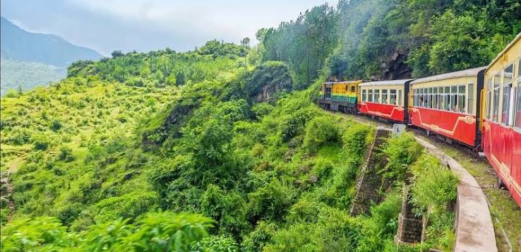 Ooty & Coonoor Nilgiri Mountain Toy Train Scenic Retreat